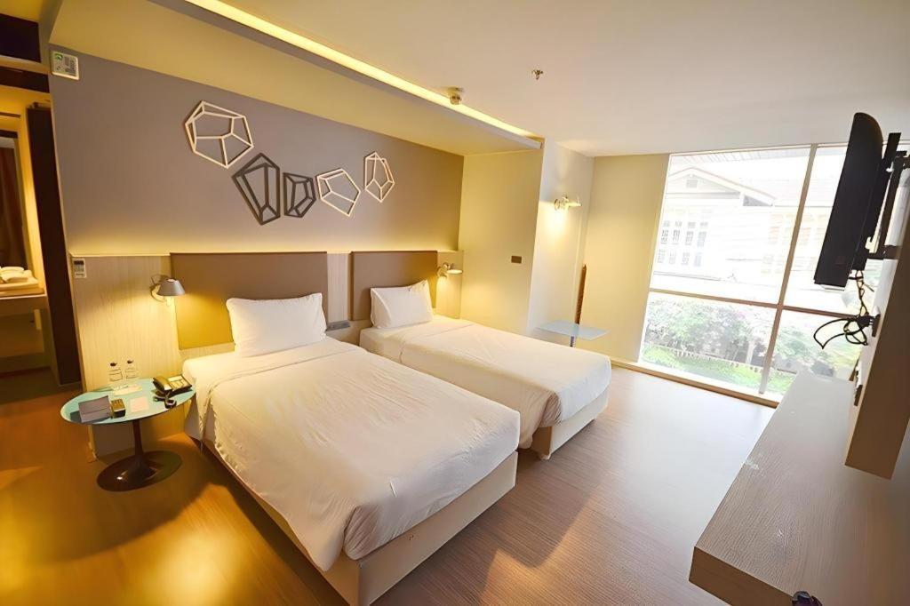 The Heritage Silom Hotel Bangkok Buitenkant foto