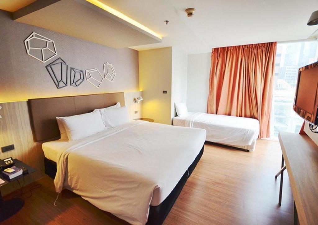 The Heritage Silom Hotel Bangkok Buitenkant foto