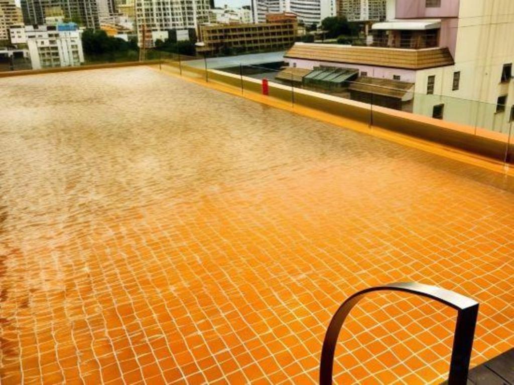 The Heritage Silom Hotel Bangkok Buitenkant foto